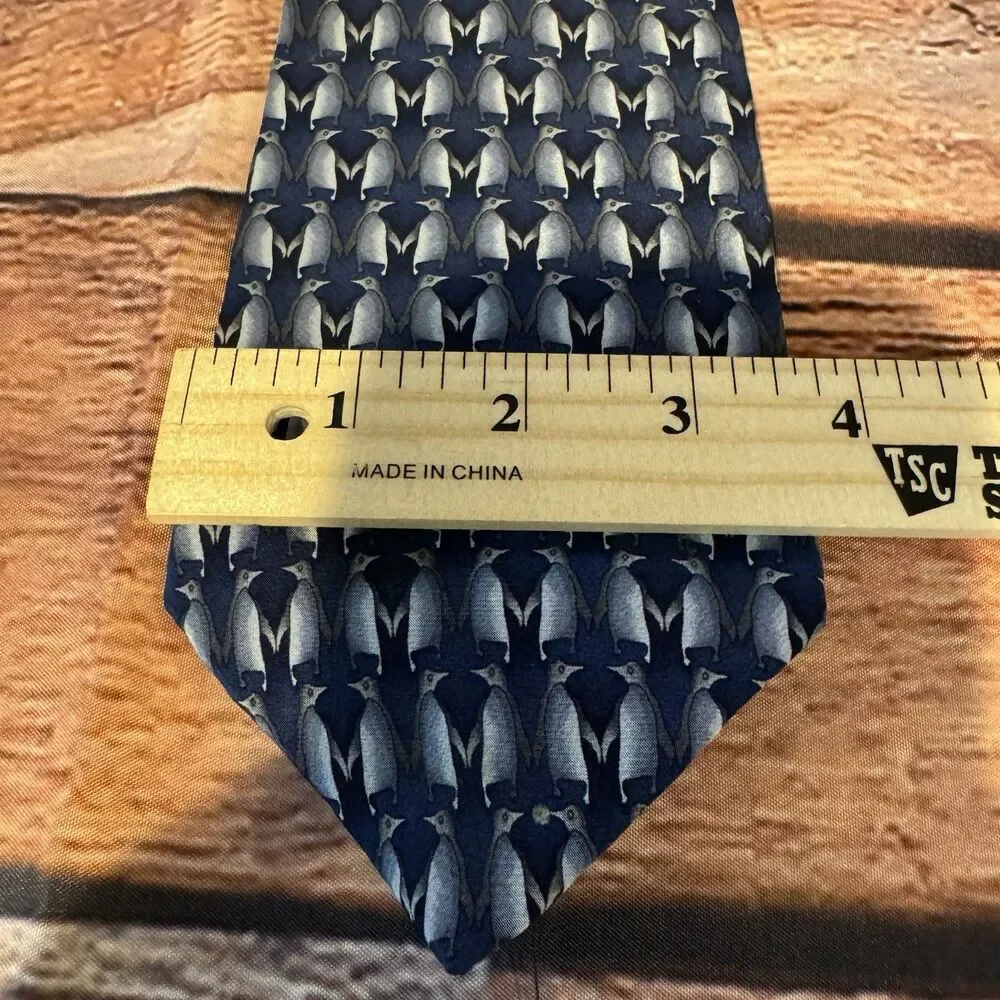 Endangered Species Silk Tie Vintage Tuxedo Penguin Animal Novelty Serial 3.75 W